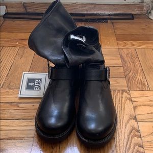 Frye Veronica Short Booties